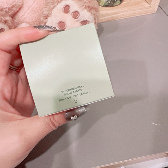 Clinique Smart Night Custom-Repair Moisturizer /night cream 50ml – Brand New - Picture 3 of 4